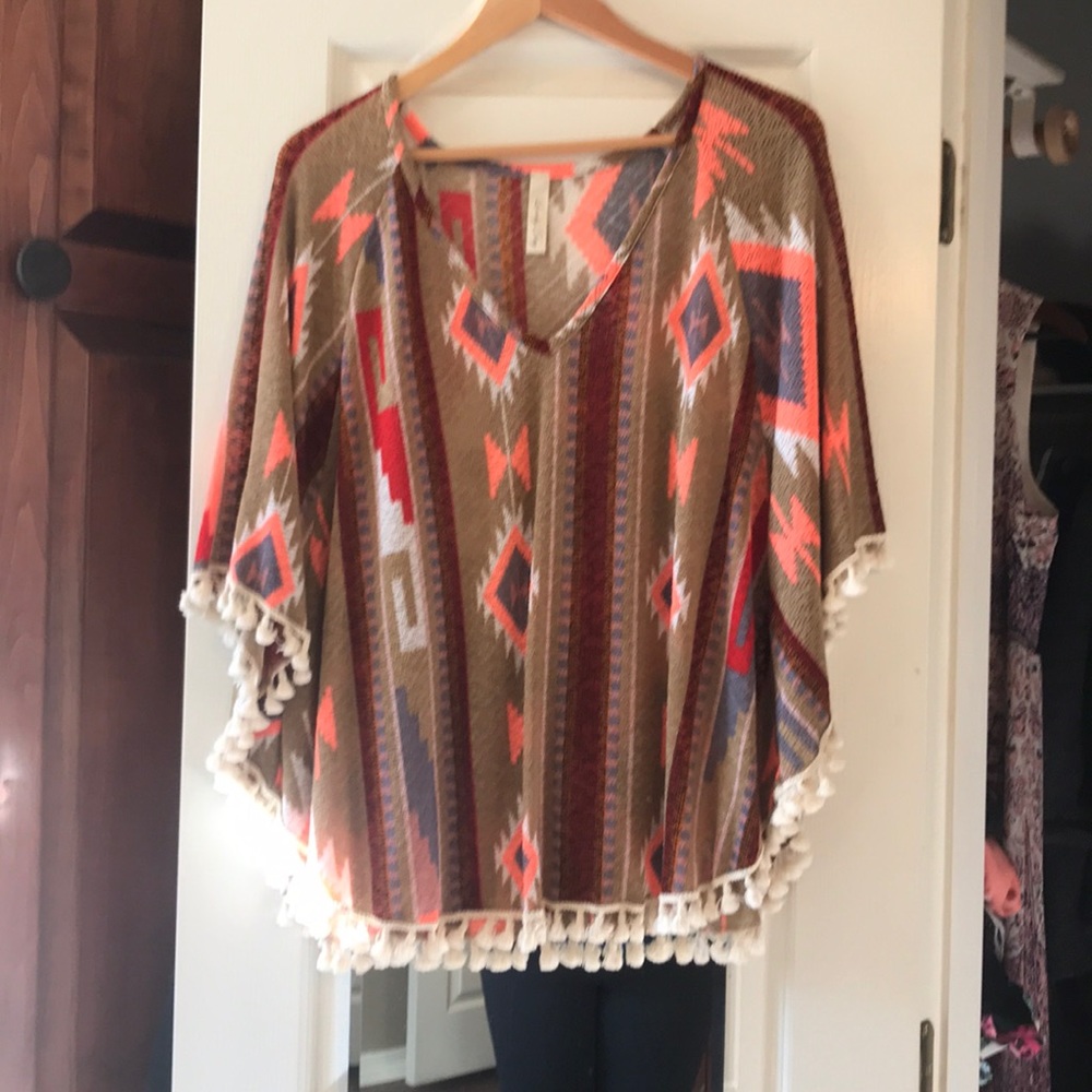 Tassel poncho